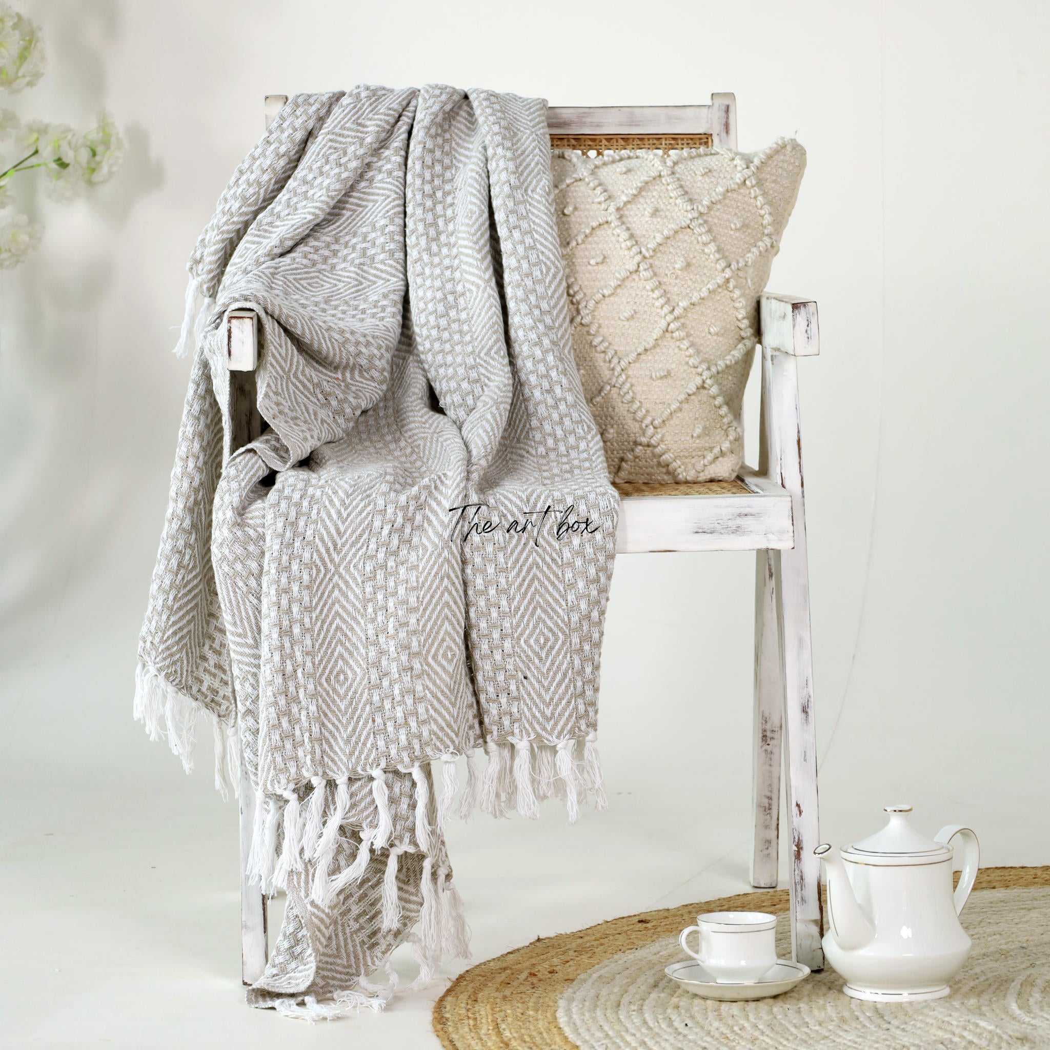 Ethnic Reversible Hand Tufted Throw