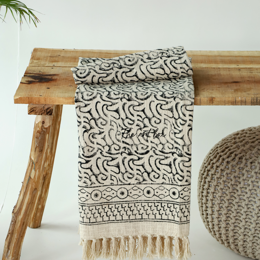 Kasper Pigment Print Throw