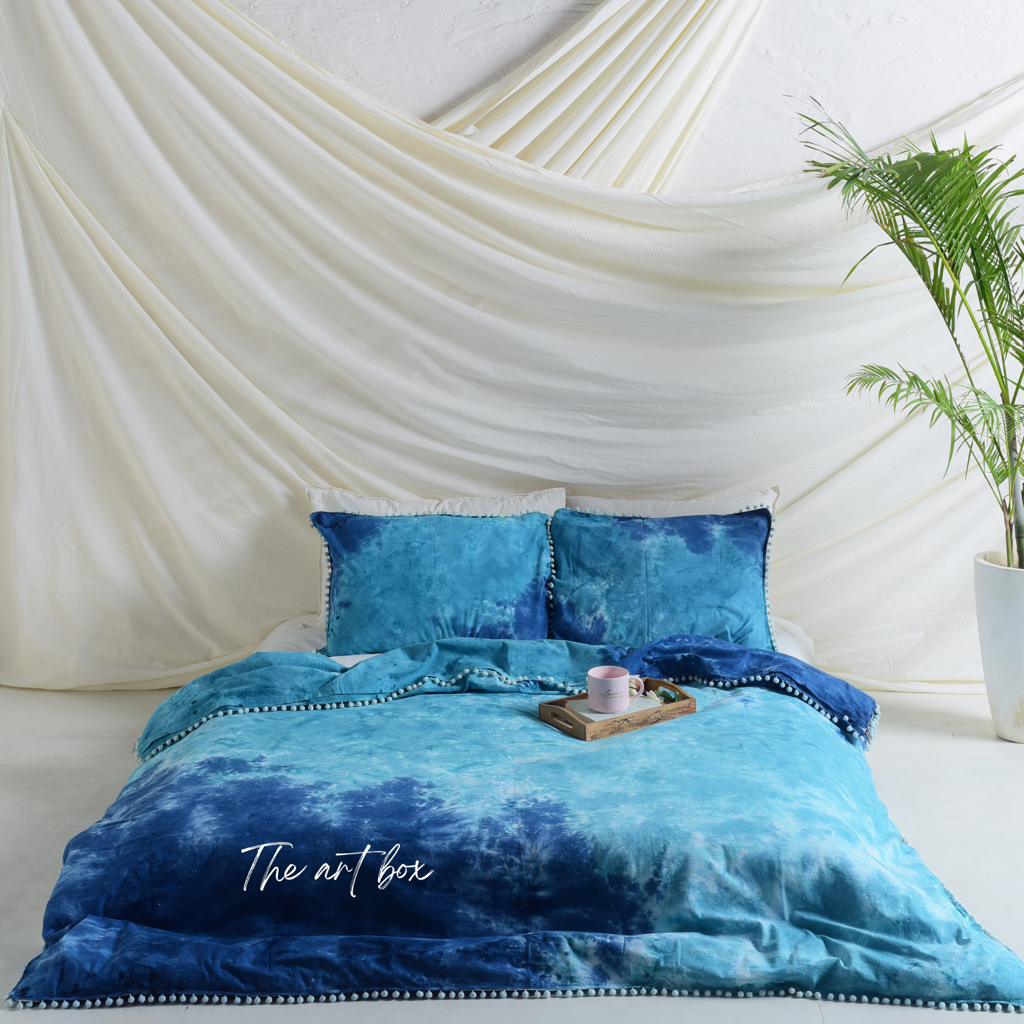 Light Blue Tie-Dye Duvet Cover with Pillow cases Set