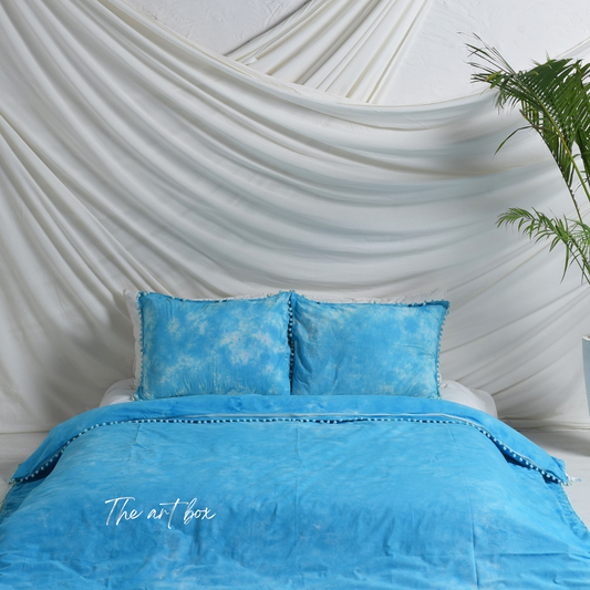 Sky Blue Tie Dye Bedsheets with Pillow Covers