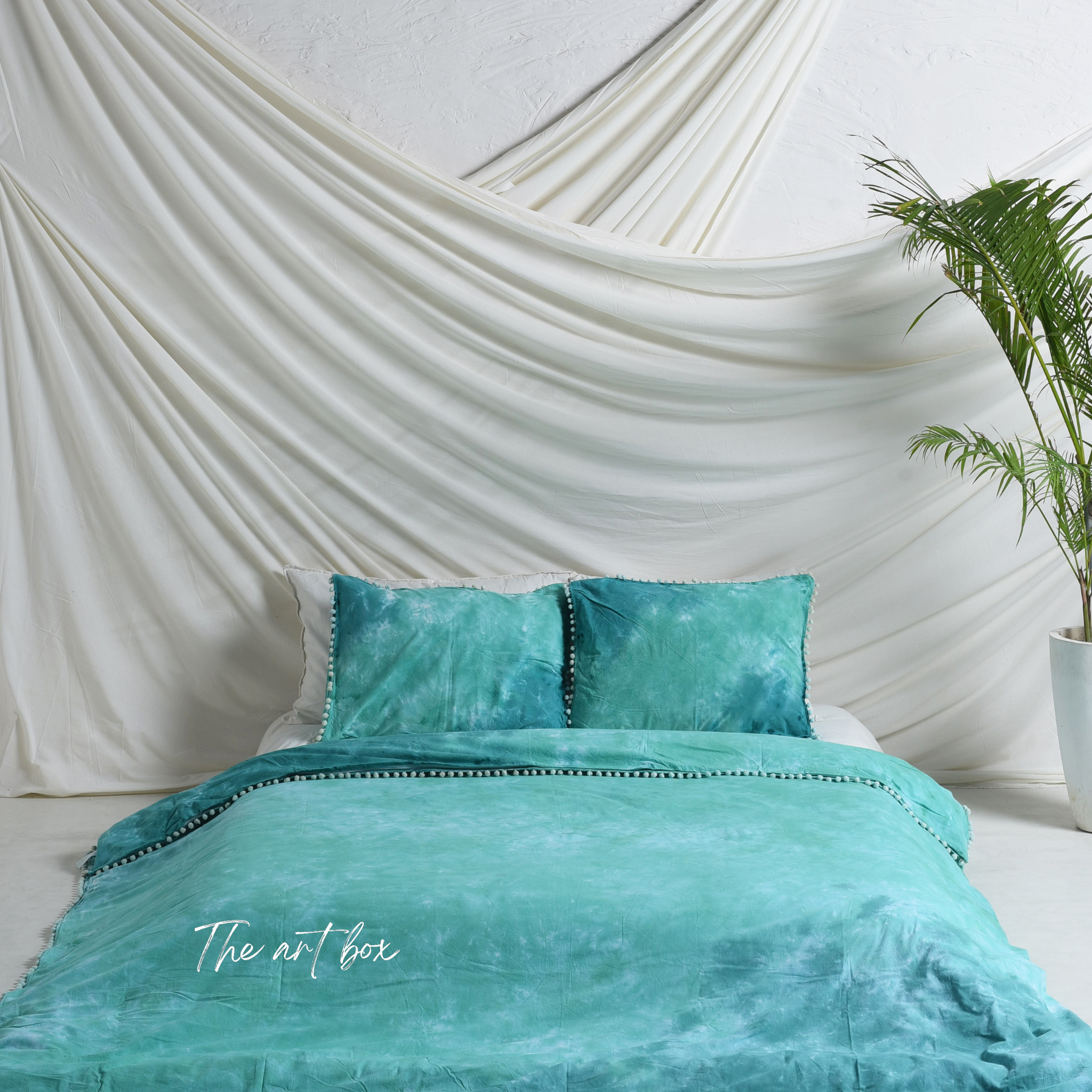 Solid Tie Dye Bedsheets with Pillow Covers