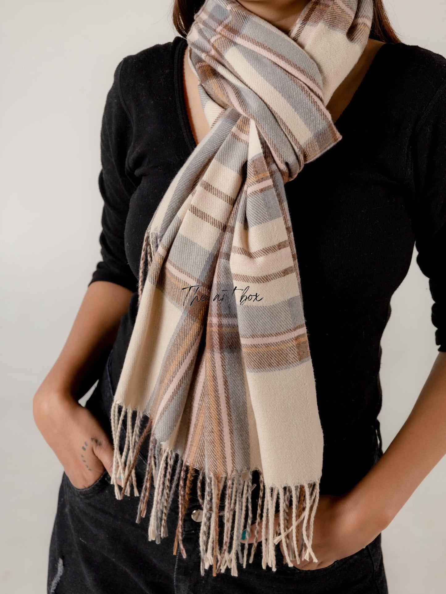 Cozy Cotton Warmth Meets Comfort in Our Woolen Scarves