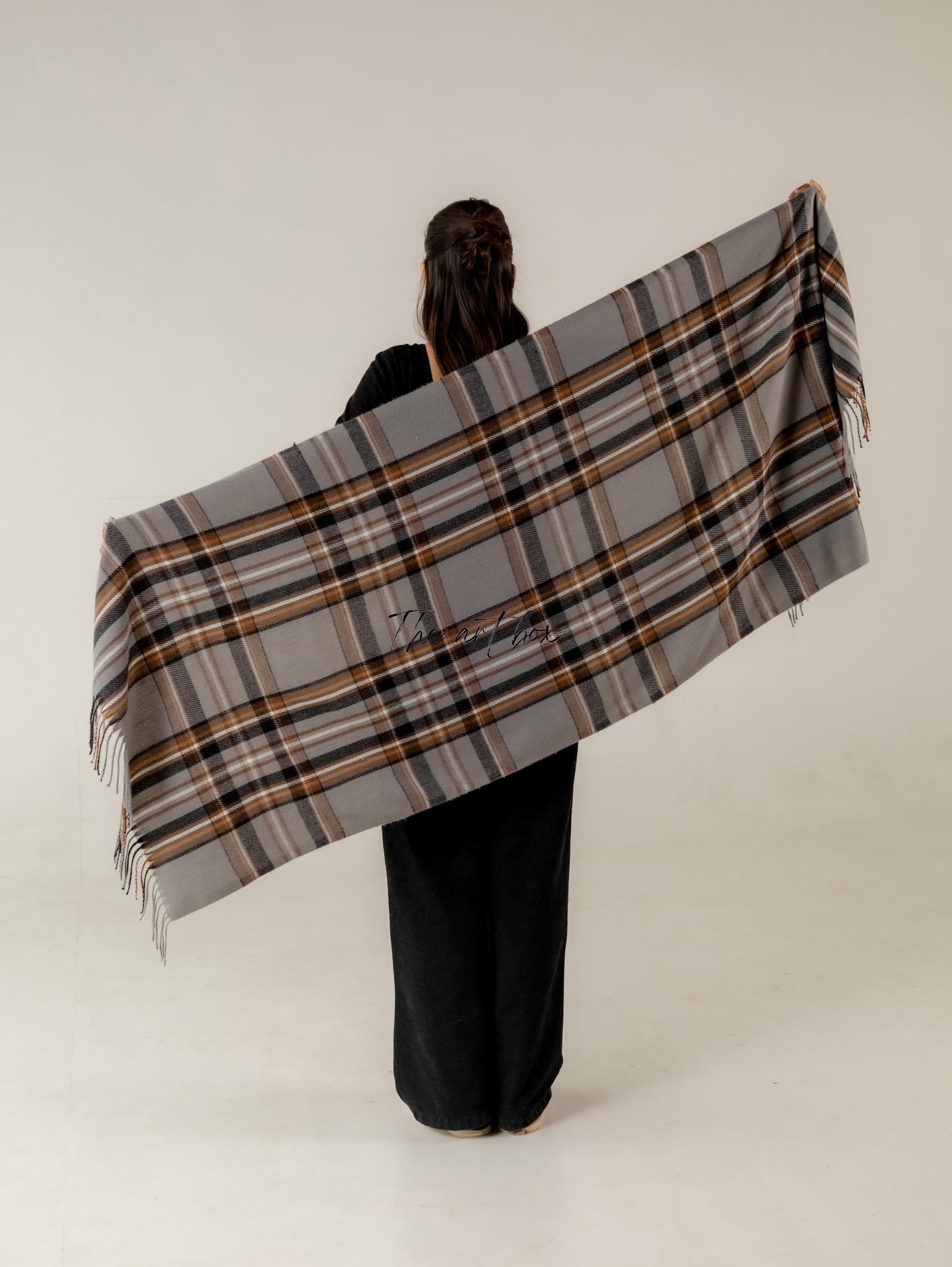 Cotton Classics Timeless Woolen Scarves for Any Season