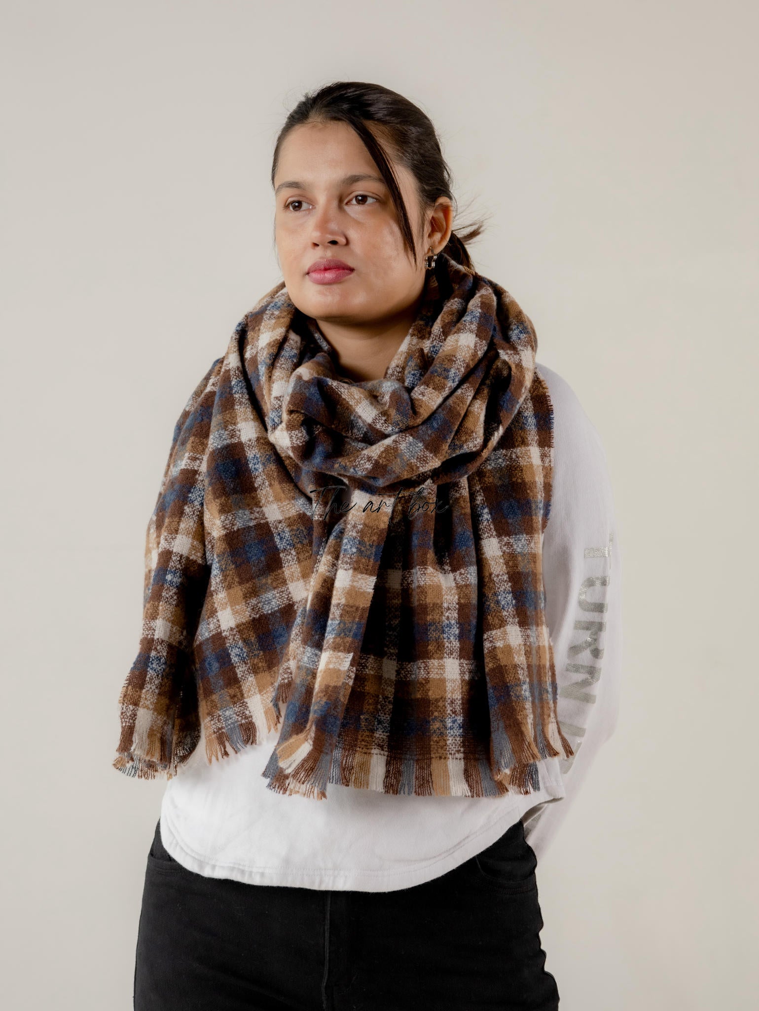 Effortless Elegance Cotton Woolen Scarves for the Modern Wardrobe