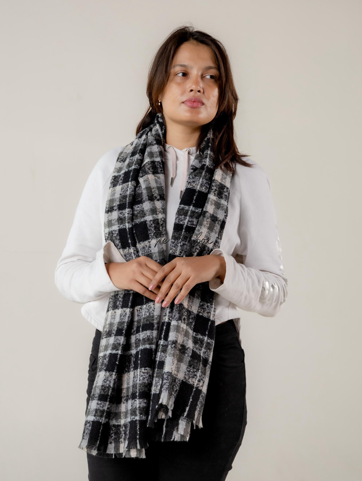 Stay Stylish, Stay Warm Cotton Woolen Scarves for All