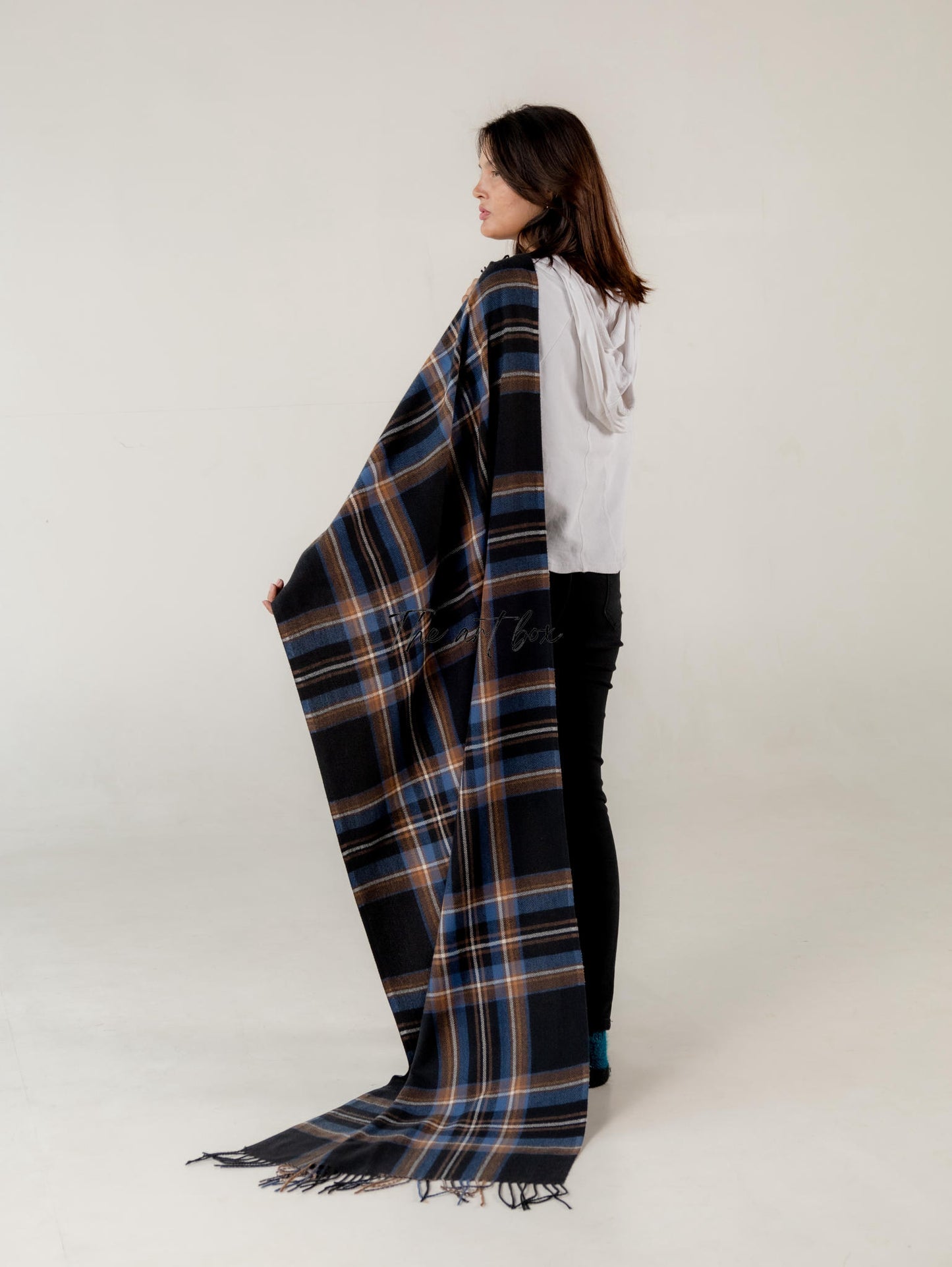 Soft and Stylish: Cotton Woolen Scarves You'll Adore