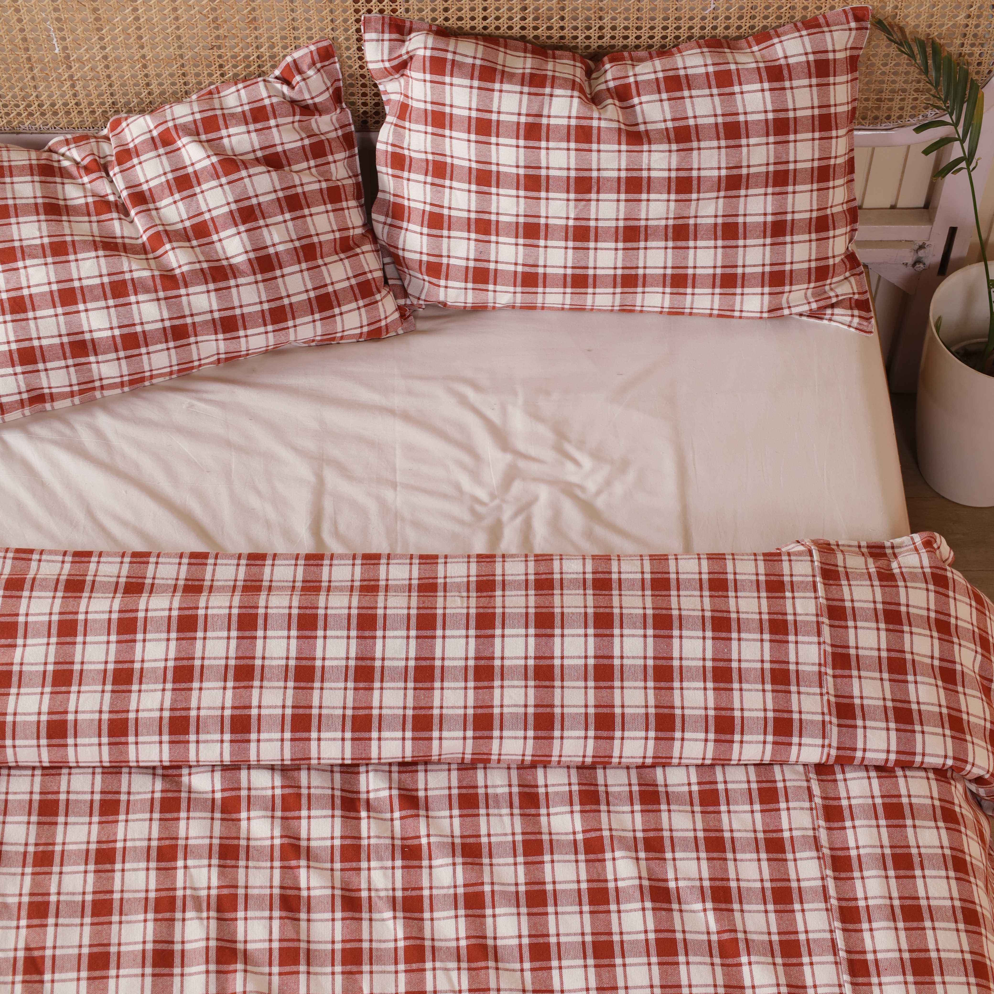Red Gingham Plaid Bedding Set - Cottagecore Cotton Duvet & Shams