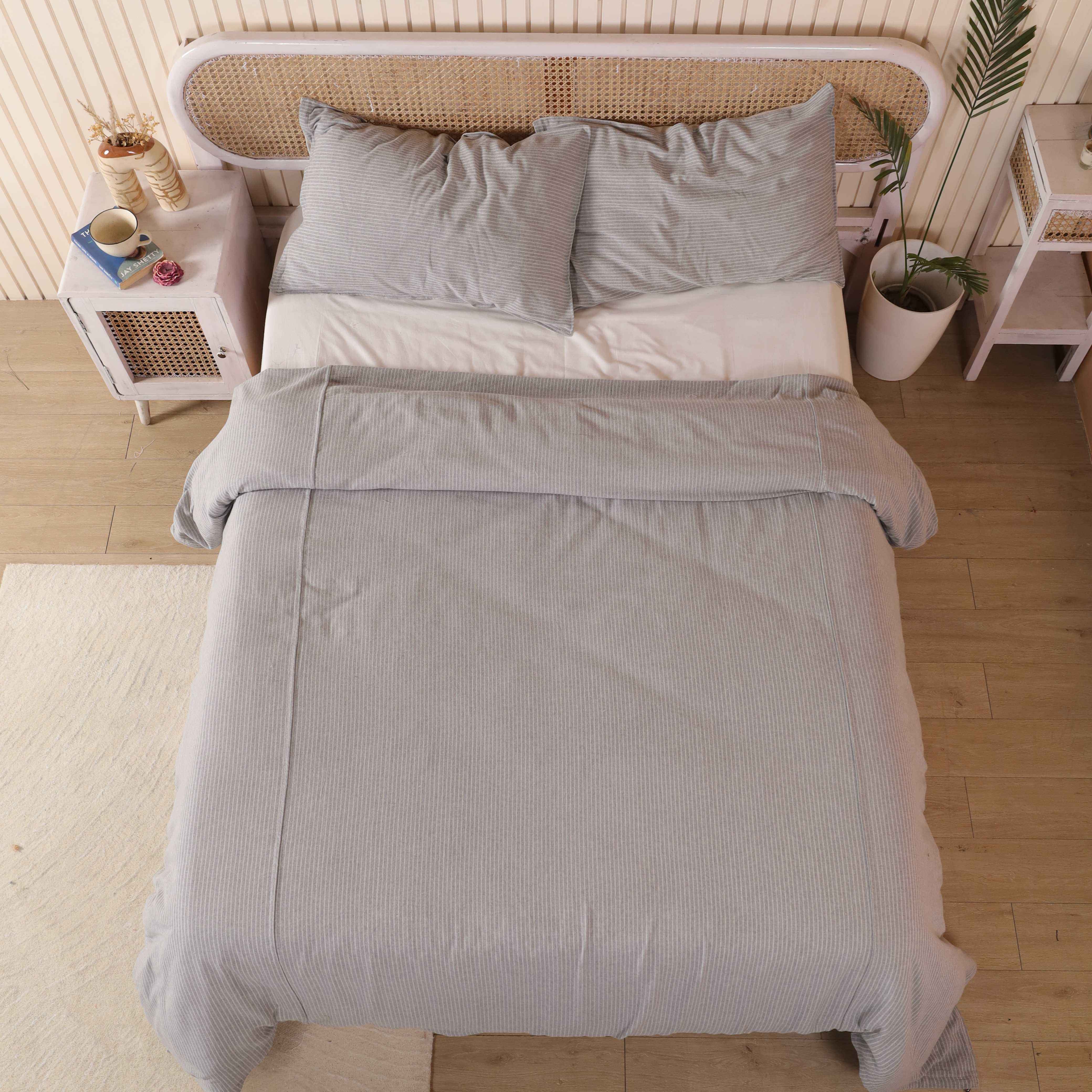 Cotton Pinstripe Duvet Cover Set - Luxury Grey & White Neutral Bedding for Minimalist Bedroom Decor