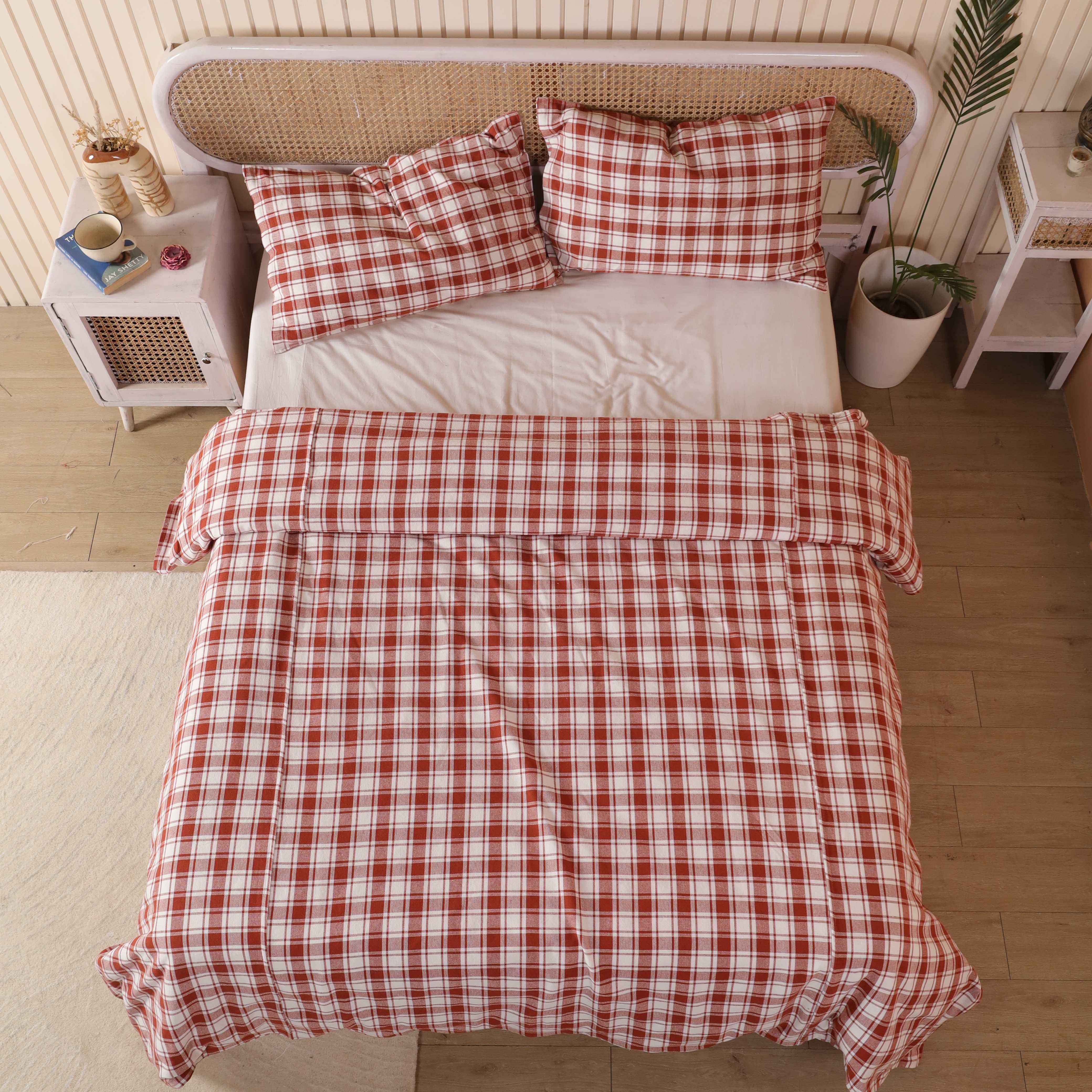 Red Gingham Plaid Bedding Set - Cottagecore Cotton Duvet & Shams